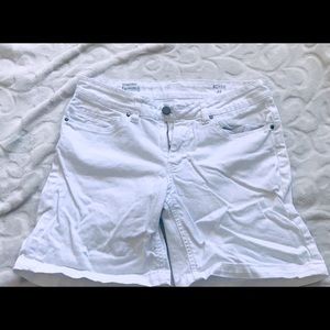 White Short for Summer Vacation